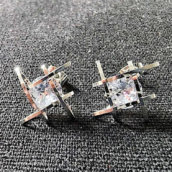 Silver Caged Zircon 3D Stud Geometric Earrings - Picture 8 of 8
